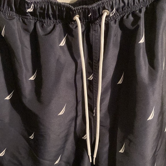 🍁 NAUTICA  MENS Swim Beach shorts 3 pockets •Size XL - Picture 3 of 7